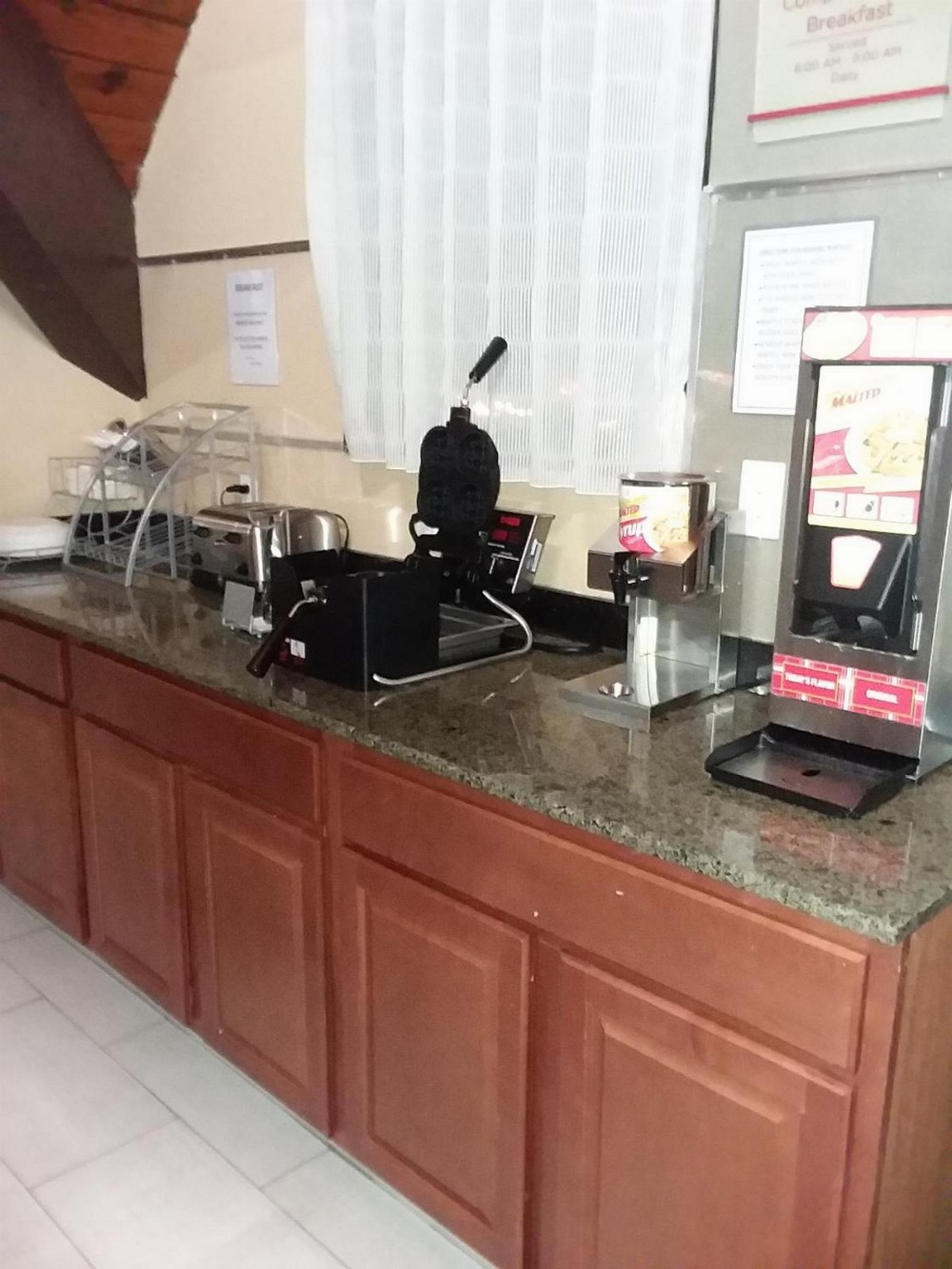 Hawthorn Suites by Wyndham Columbia
