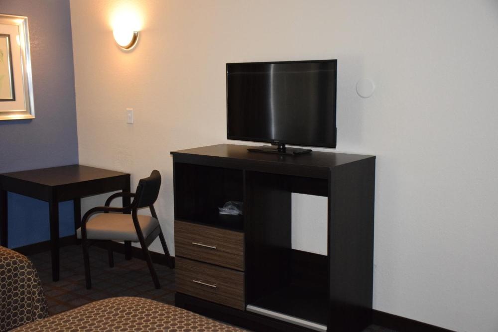 Hawthorn Suites by Wyndham Columbia